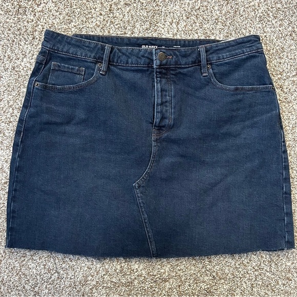 Old Navy High Rise Slim Pockets Jean Denim Mini Skirt 14 - Picture 1 of 6